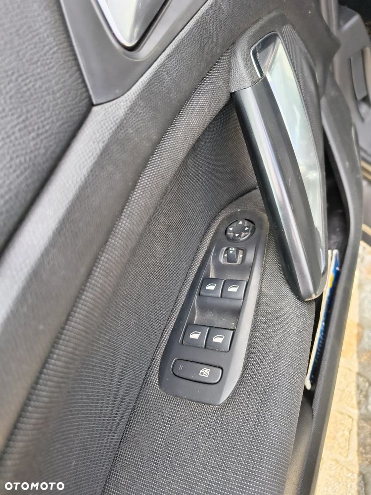 Peugeot 308 1.2 PureTech GPF Allure Pack S&S - 16
