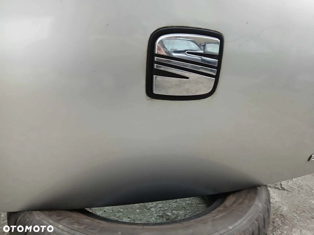 Seat Leon  Klapa bagażnika - 4