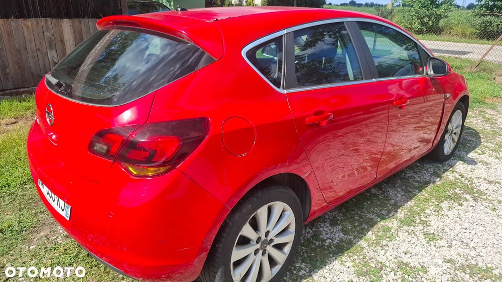 Opel Astra - 4