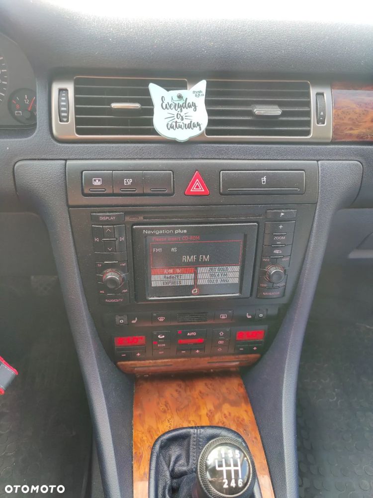 Audi A6 Limousine 2.7T Quattro - 5