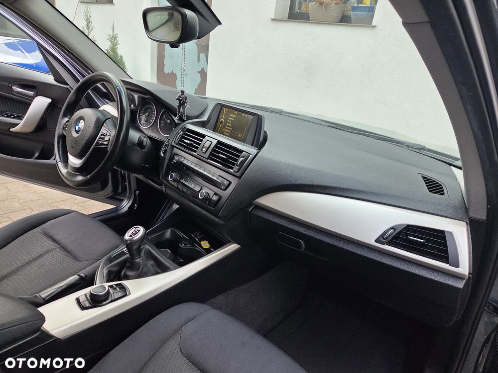 BMW Seria 1 116d DPF Edition Sport - 35