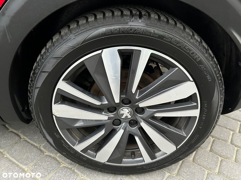 Peugeot 3008 Plug-In Hybrid 195 e-DSC7 GT - 12