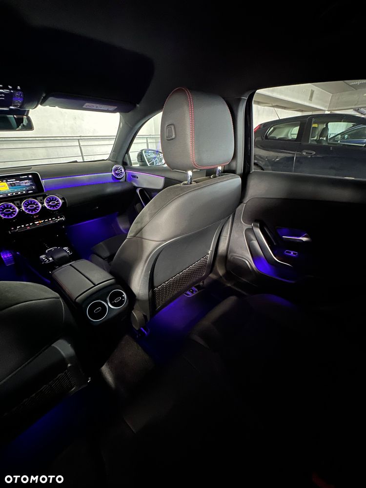 Mercedes-Benz Klasa A 180 7G-DCT Lim AMG Line Advanced Plus - 36