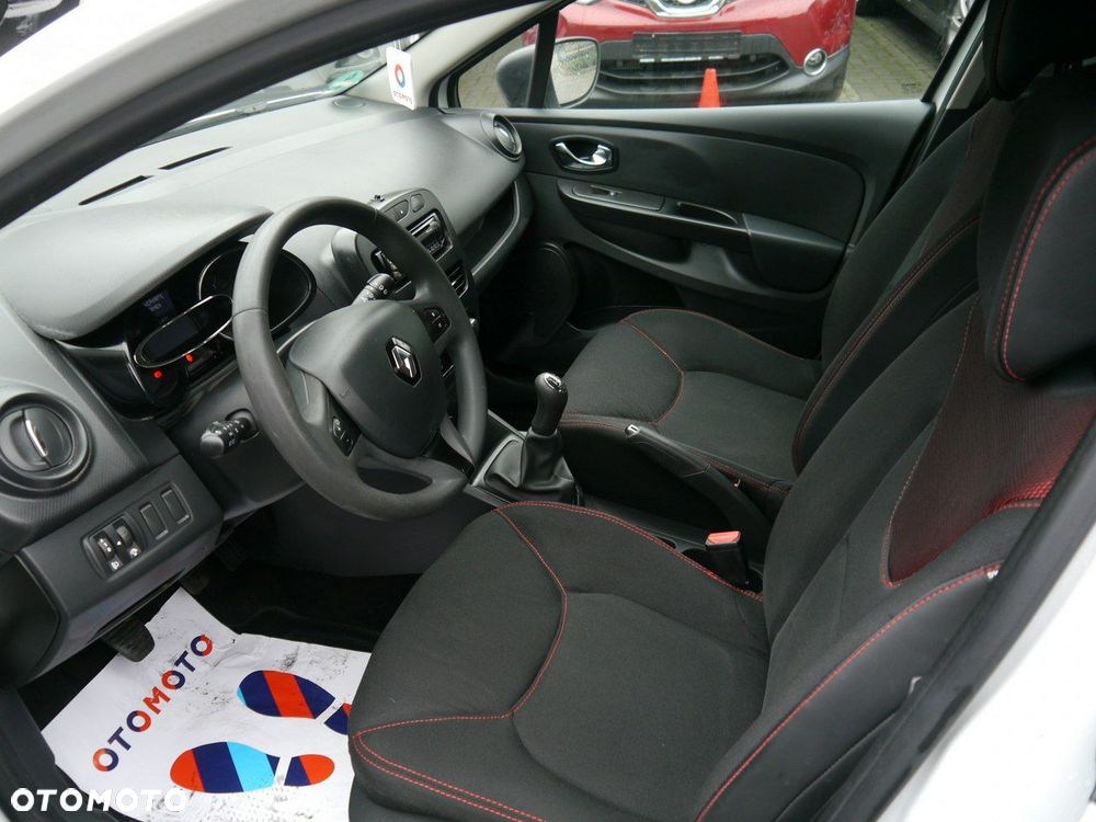 Renault Clio 1.2 16V Authentique - 21