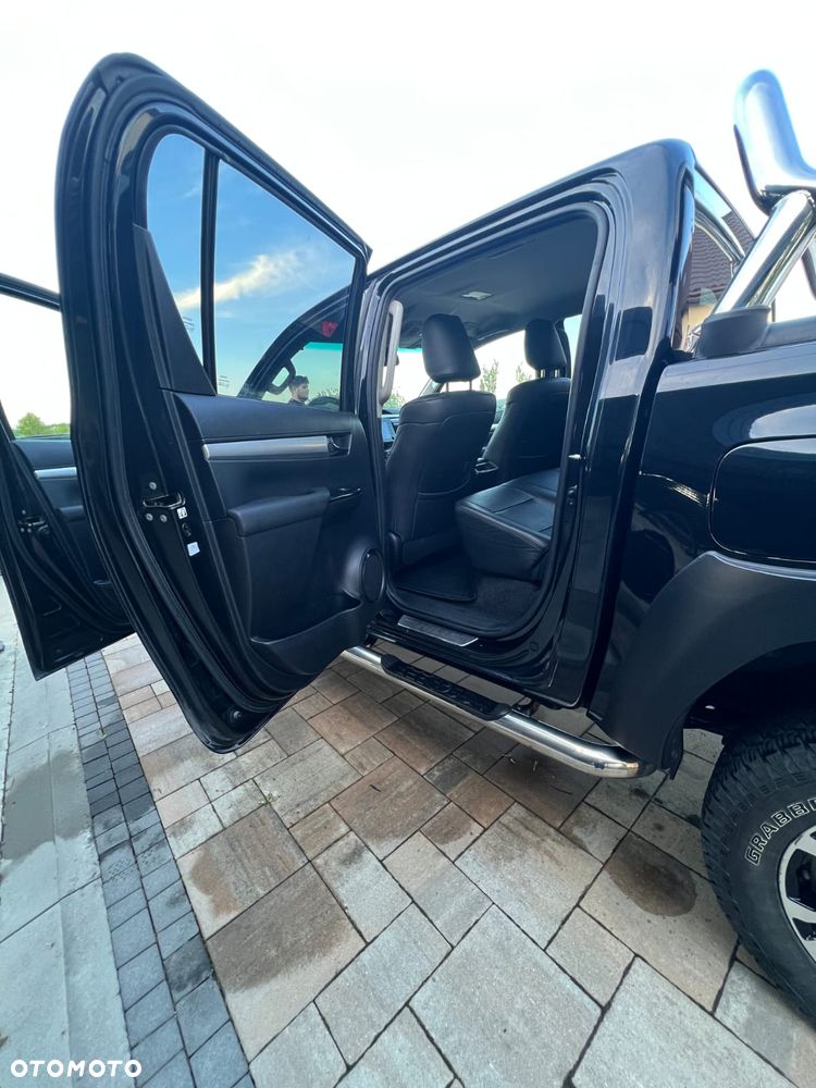 Toyota Hilux 2.8 D-4D Double Cab SR5 4x4 - 9