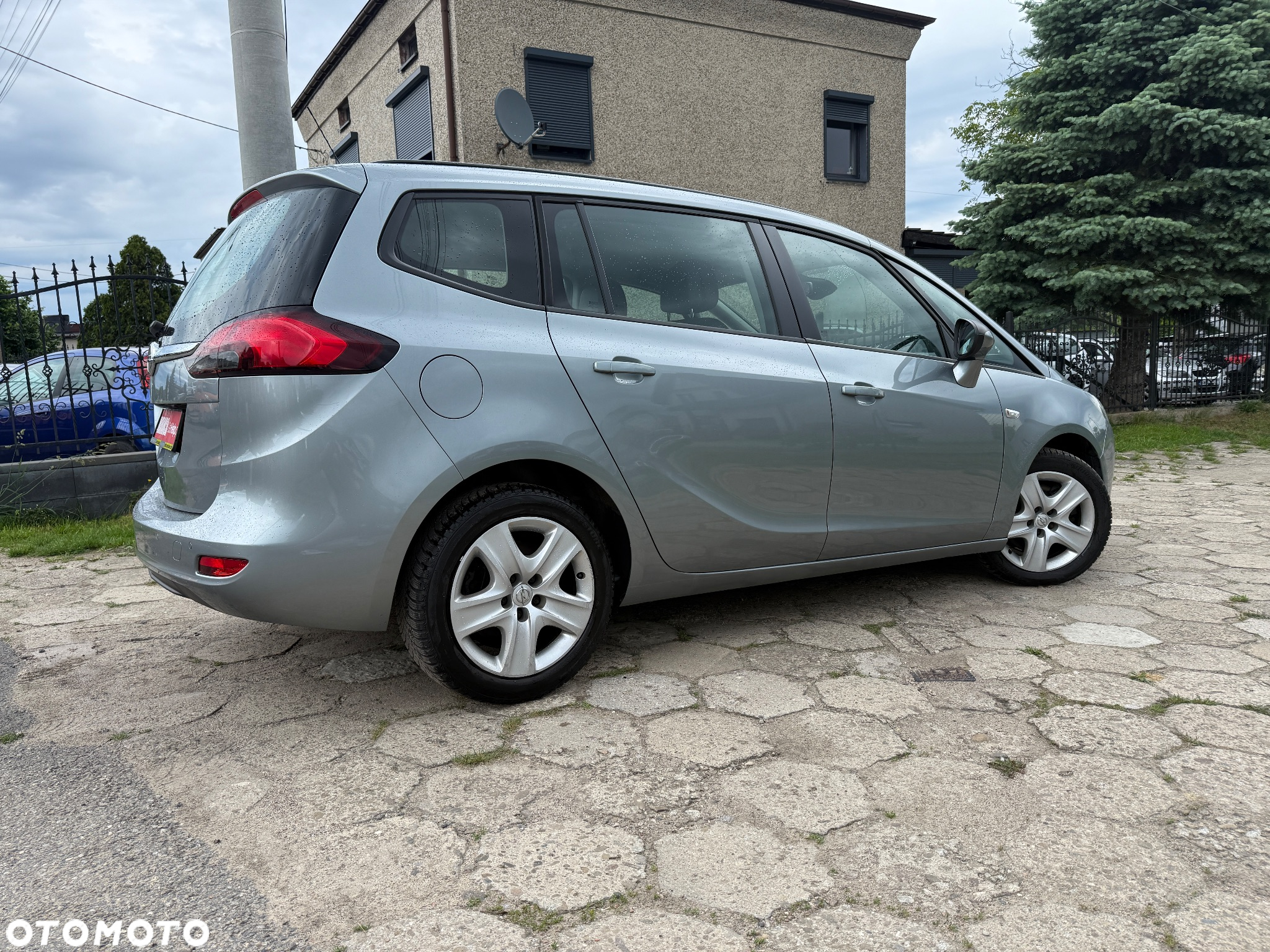 Opel Zafira Tourer 2.0 CDTI Automatik Edition - 3