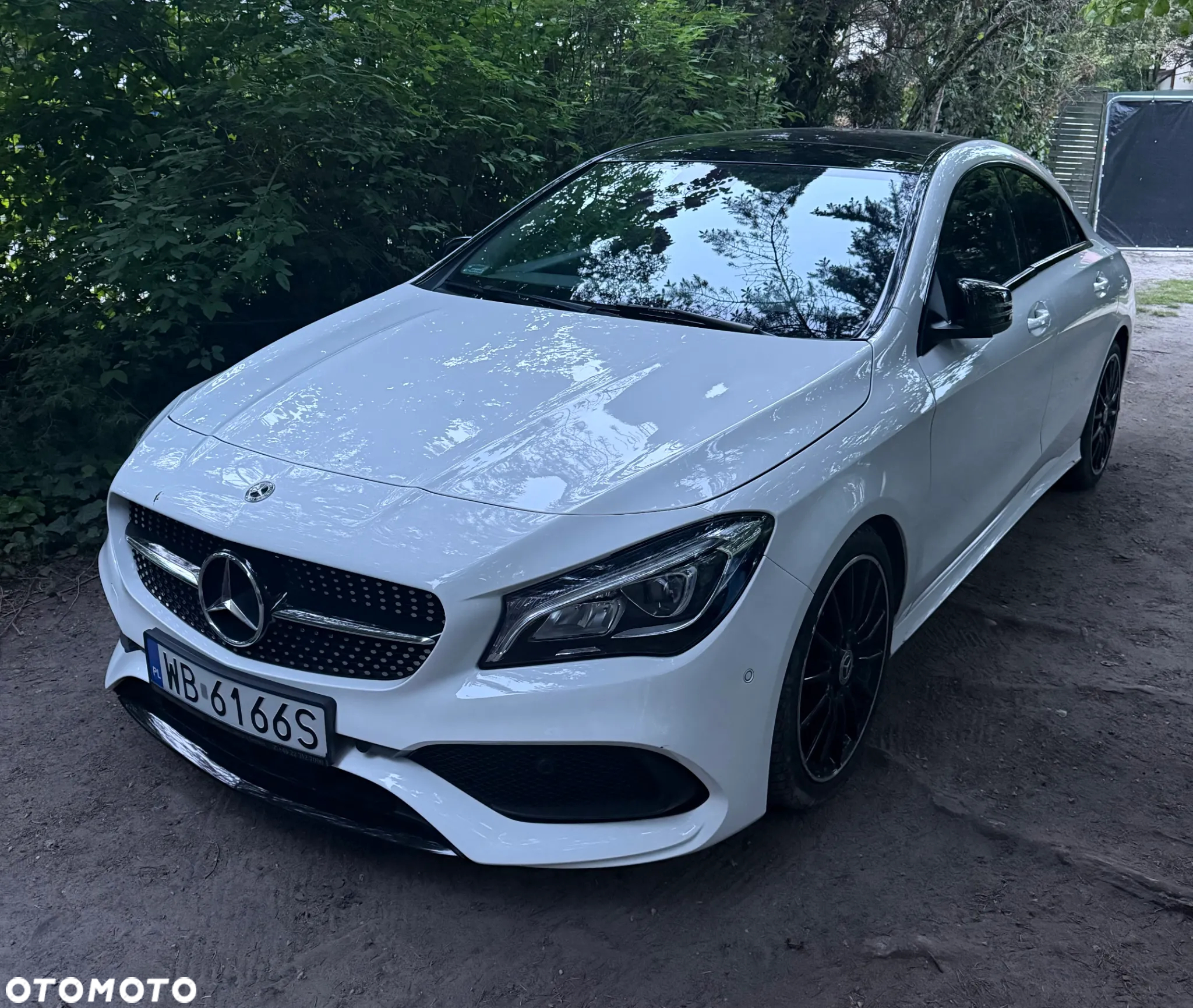 Mercedes-Benz CLA 220 4-Matic AMG Line - 4
