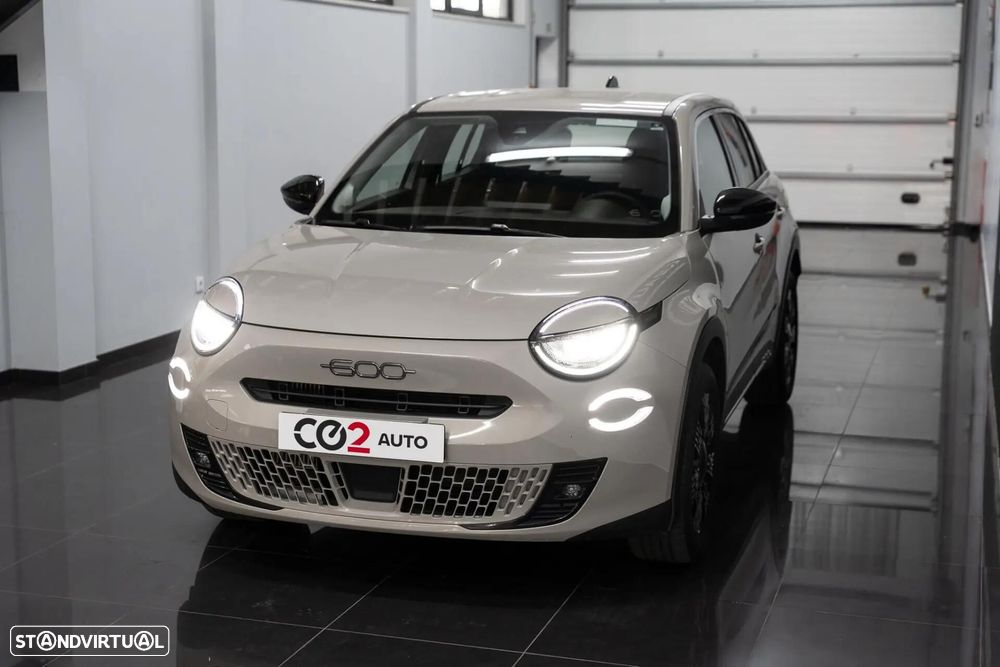 Fiat 600 1.2 Hybrid Icon - 4