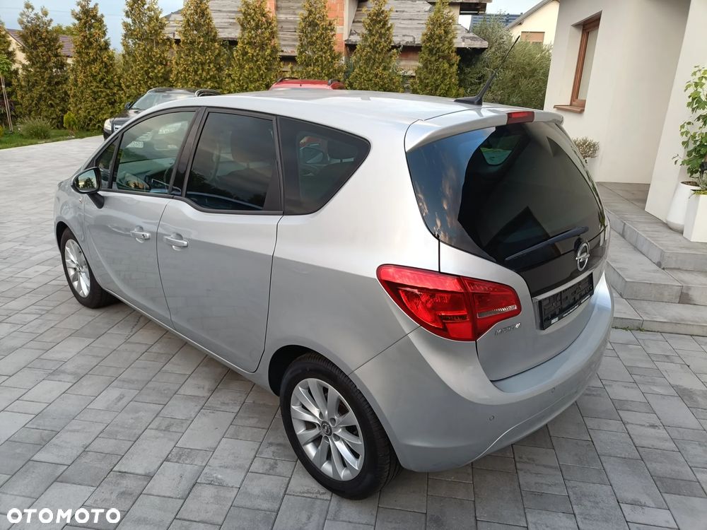 Opel Meriva - 10