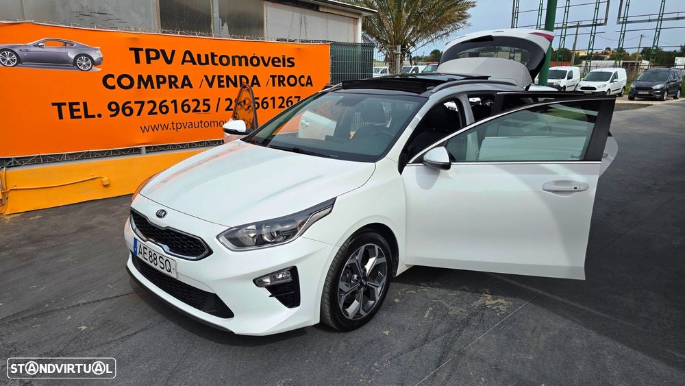 Kia Ceed SW 1.6 CRDi MHEV Drive+SRF - 17