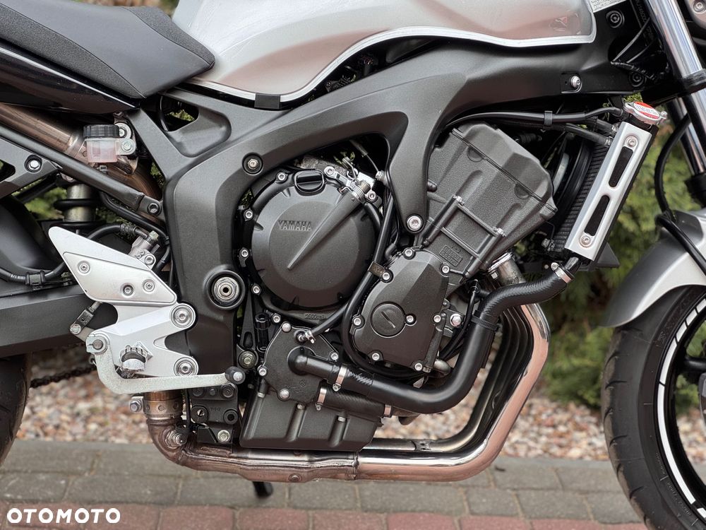 Yamaha FZ6 - 13