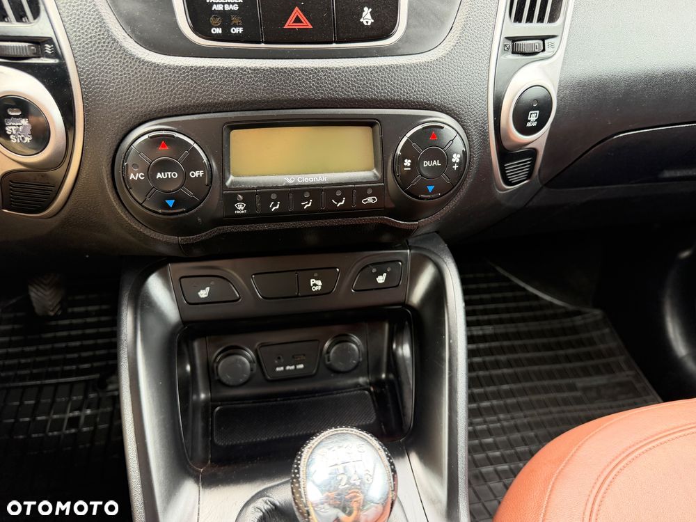 Hyundai ix35 2.0 CRDi 4WD Premium - 28