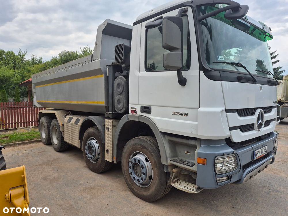 Mercedes-Benz Actros - 2