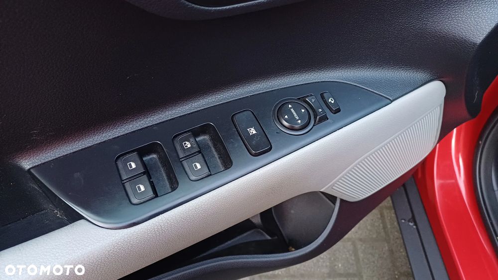 Kia Stonic 1.0 T-GDI 120 Spirit - 12