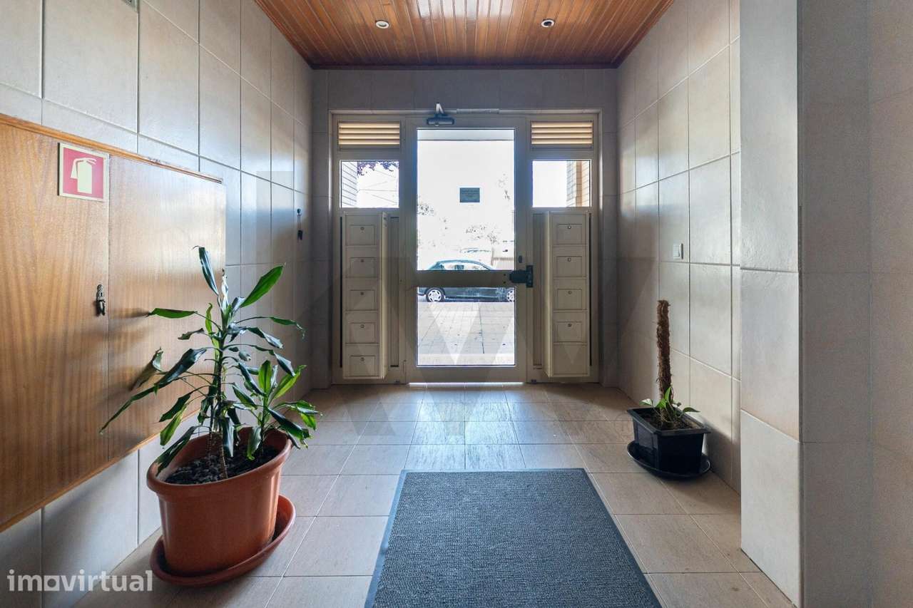 Apartamento T2  com terraço e garagem em Pedrouços, Maia - Grande imagem: 3/25