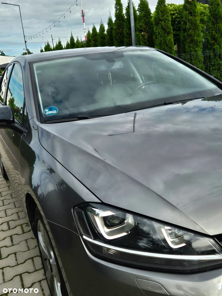 Volkswagen Golf - 5