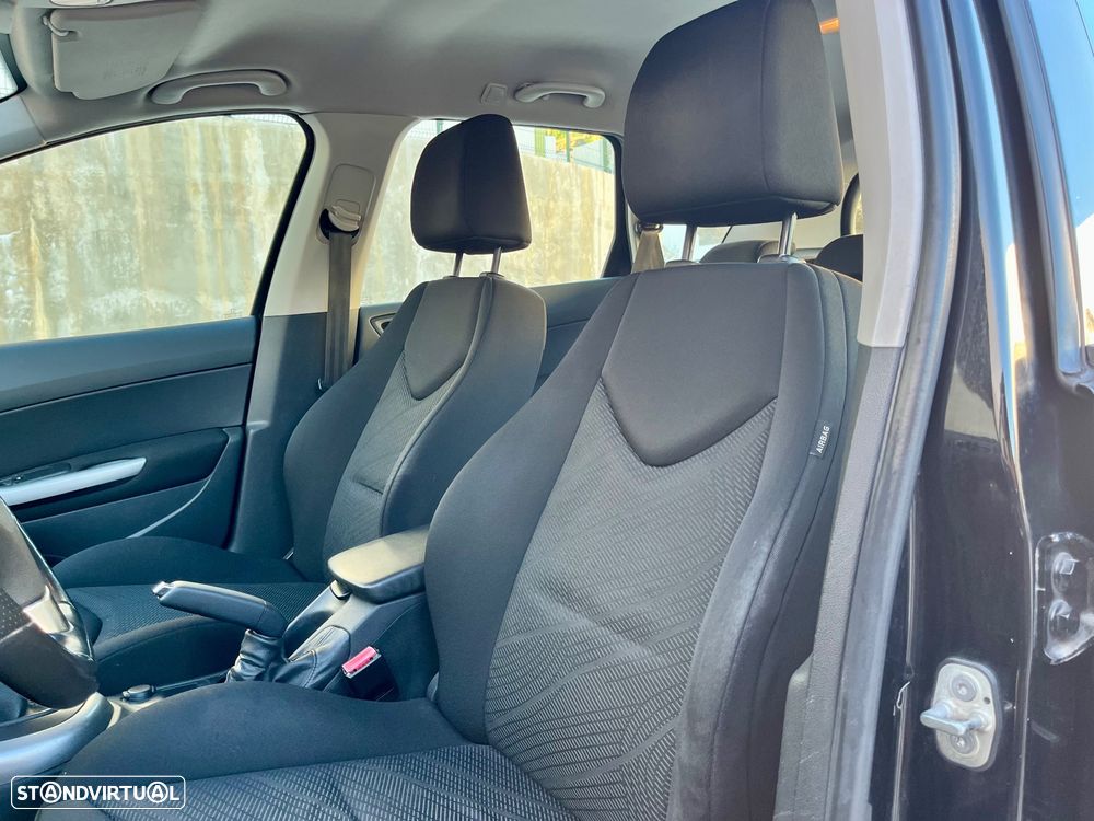 Peugeot 308 SW 1.6 e-HDi Active CVM6 - 22