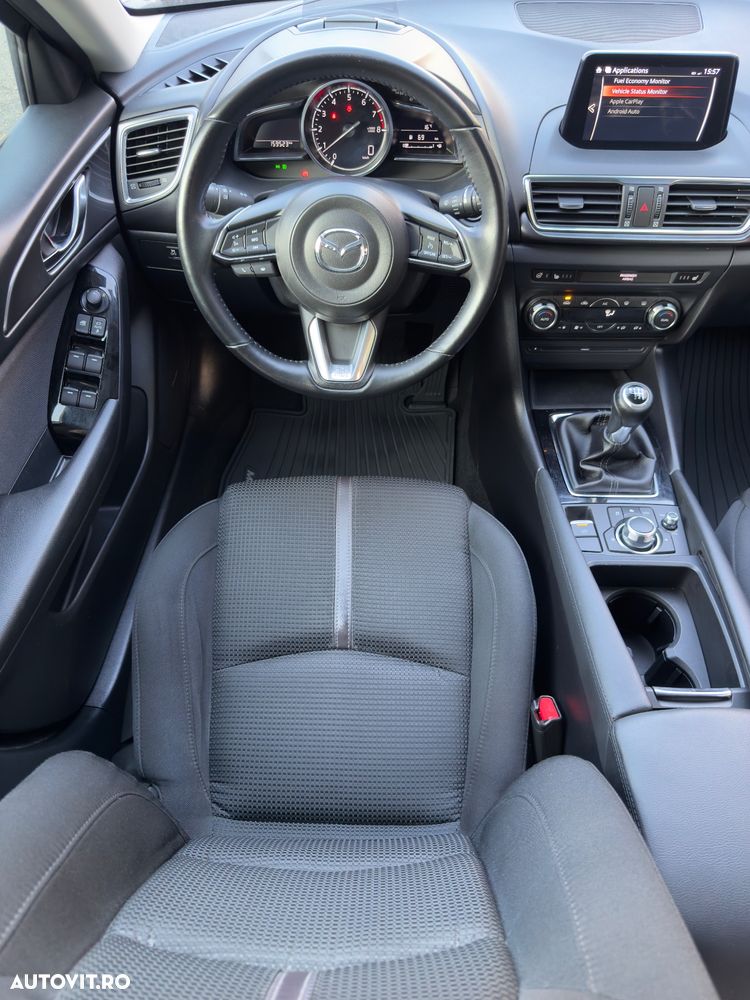 Mazda 3 G120 Revolution - 17