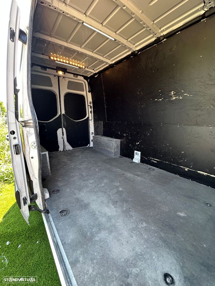Mercedes-Benz Sprinter MERCEDES-BENZ eSPRINTER 2023 | 100% ELÉTRICA - 19