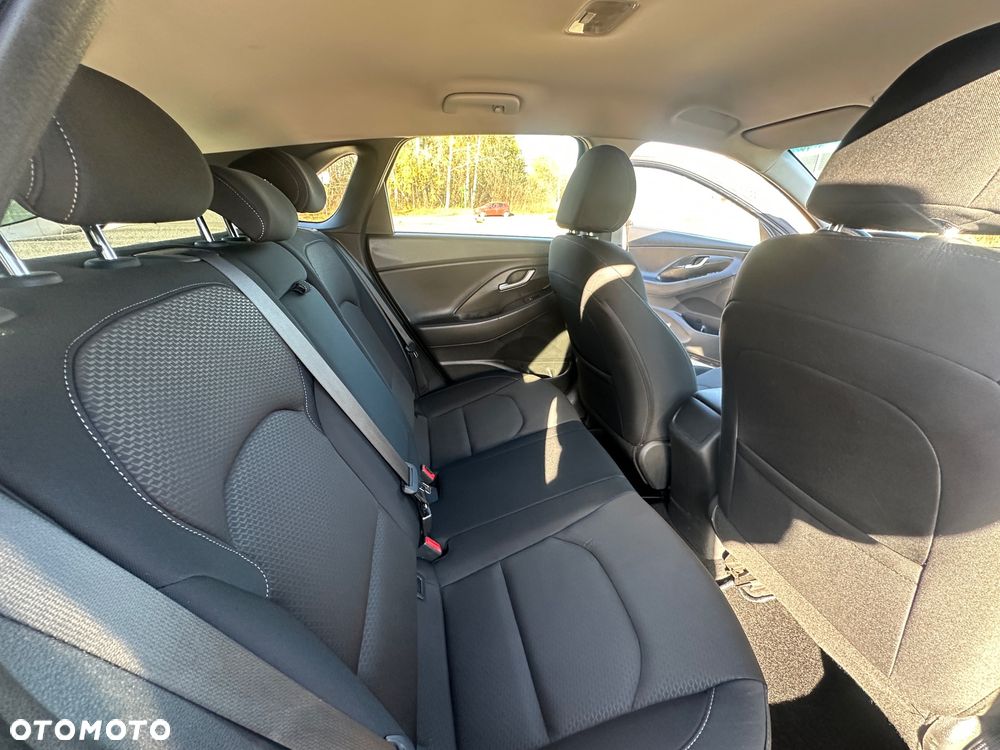 Hyundai i30 1.4 T-GDI DCT Premium - 33