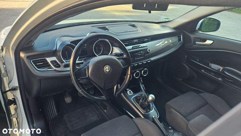 Alfa Romeo Giulietta 1.4 TB 16V Multiair - 25