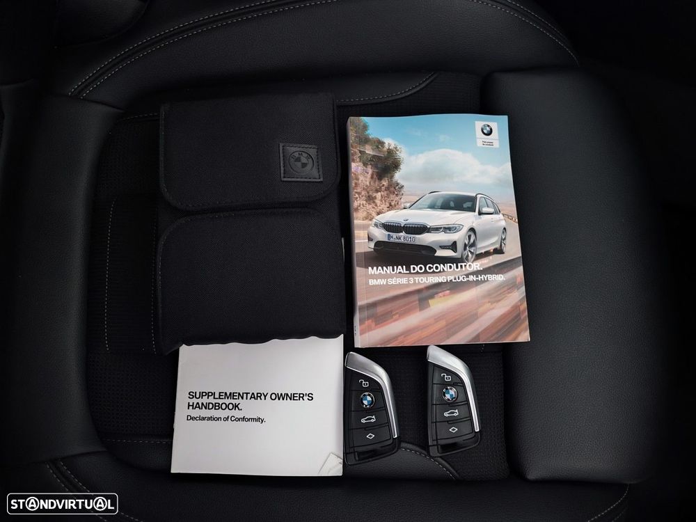 BMW 320 e Touring Auto - 36