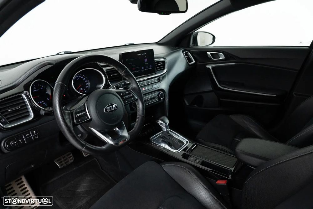 Kia ProCeed 1.6 CRDi GT Line 7DCT - 25