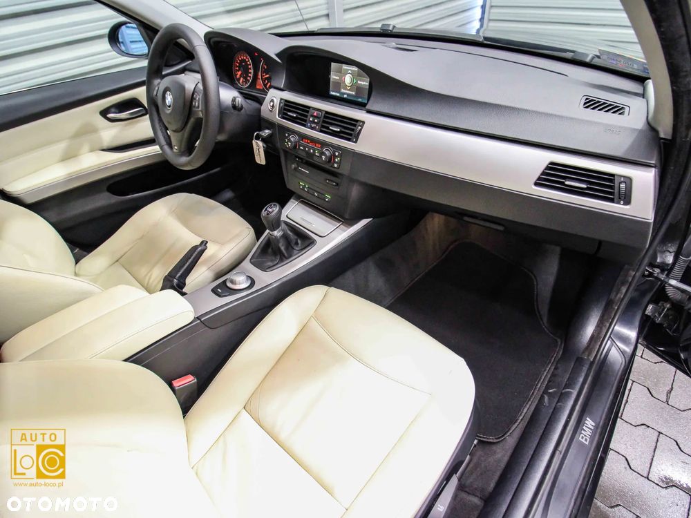BMW Seria 3 325xi - 8