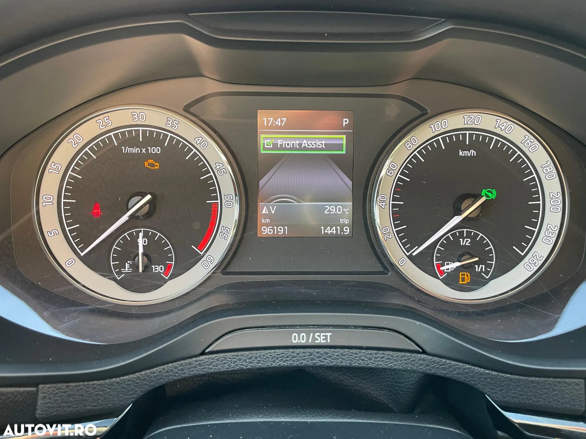 Skoda Karoq 2.0 TDI SCR 4x4 DSG Ambition - 14