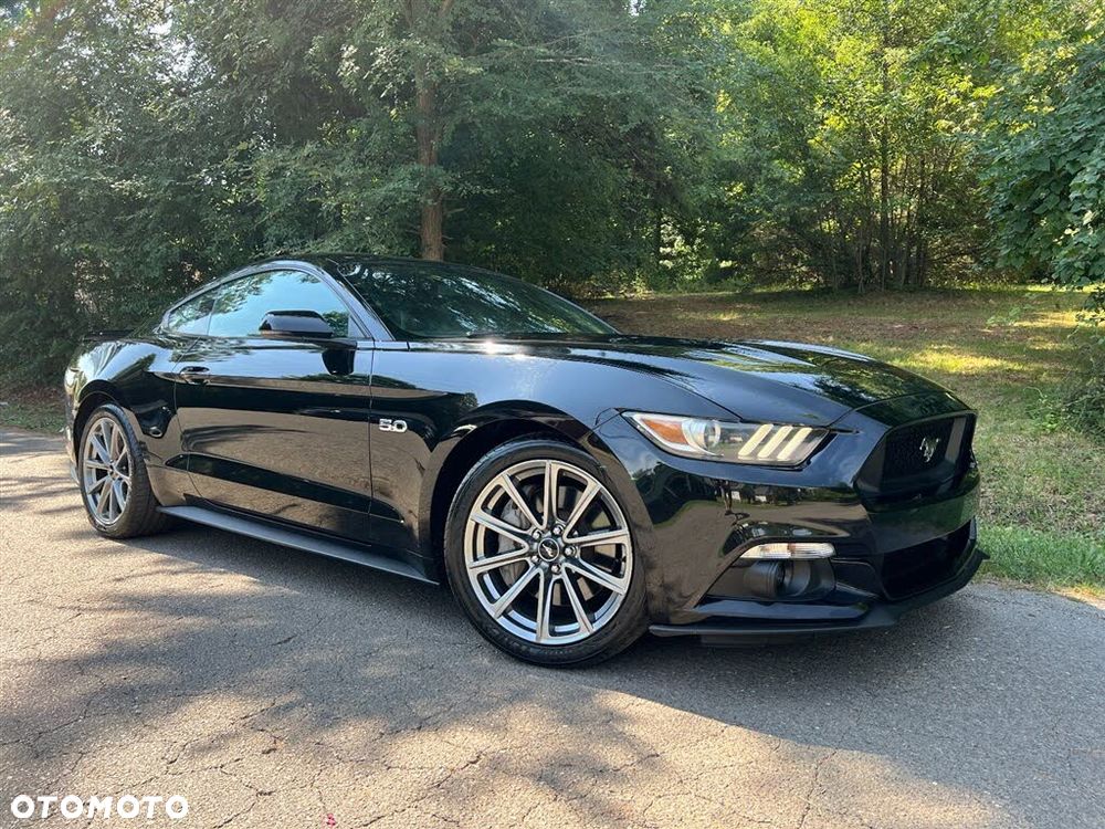 Ford Mustang - 7