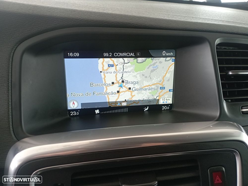 Volvo S60 2.0 D2 Momentum - 9