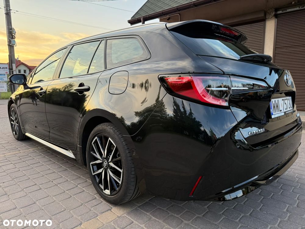 Toyota Corolla 2.0 Hybrid Comfort - 6