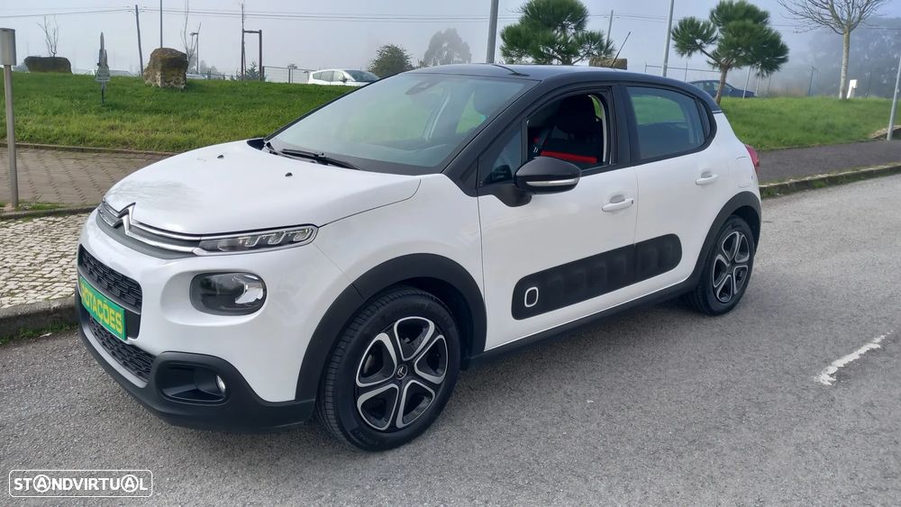 Citroën C3 Pure Tech Shine - 1