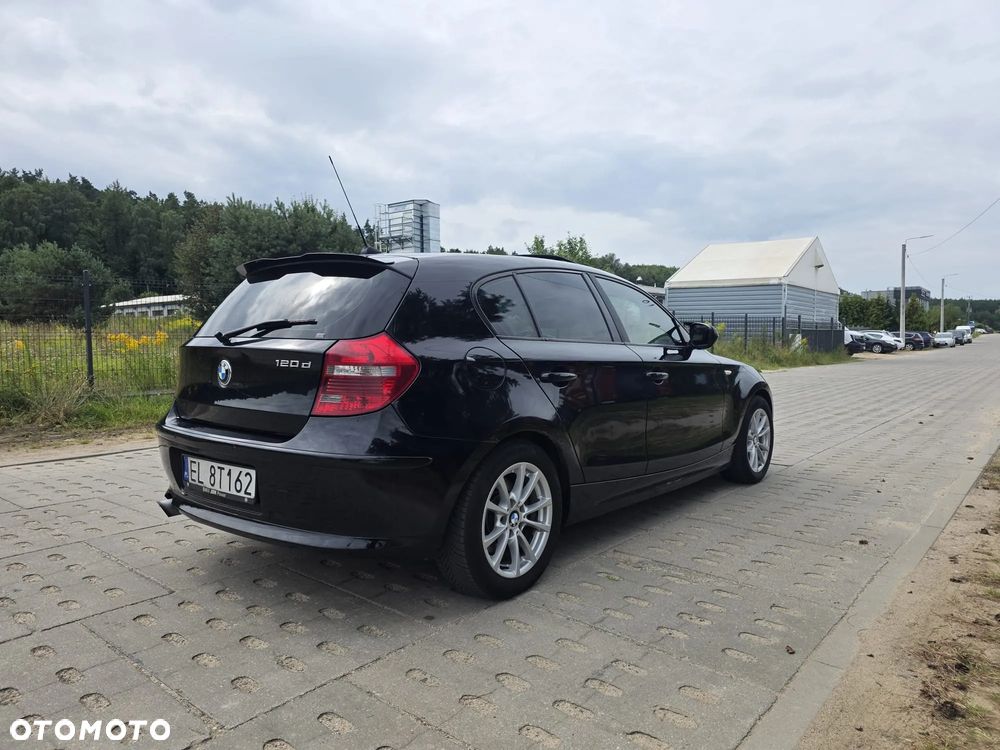 BMW Seria 1 120d - 15