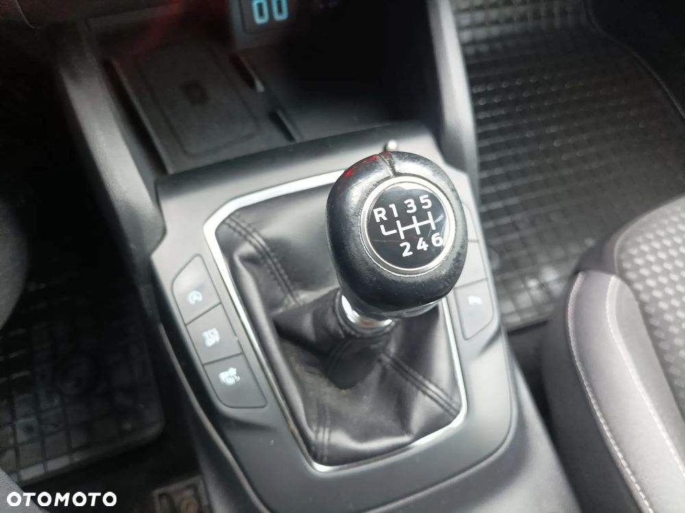Ford Focus 1.5 EcoBlue SCR Connected - 23