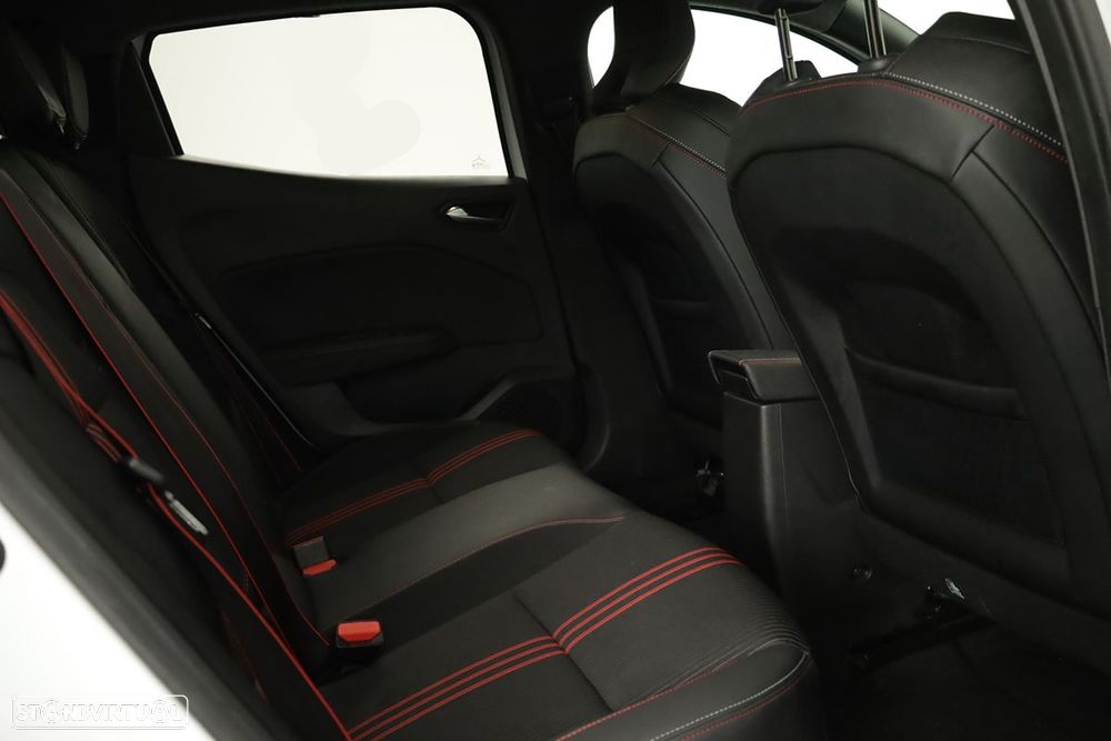 Renault Clio 1.0 TCe RS Line - 23