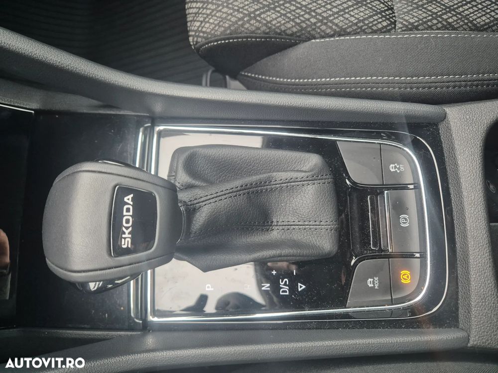 Skoda Karoq 1.5 TSI DSG Selection - 12