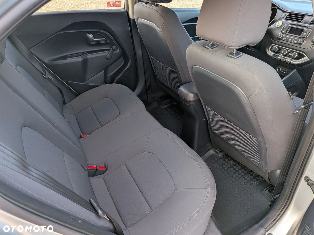 Kia Rio 1.2 L - 20