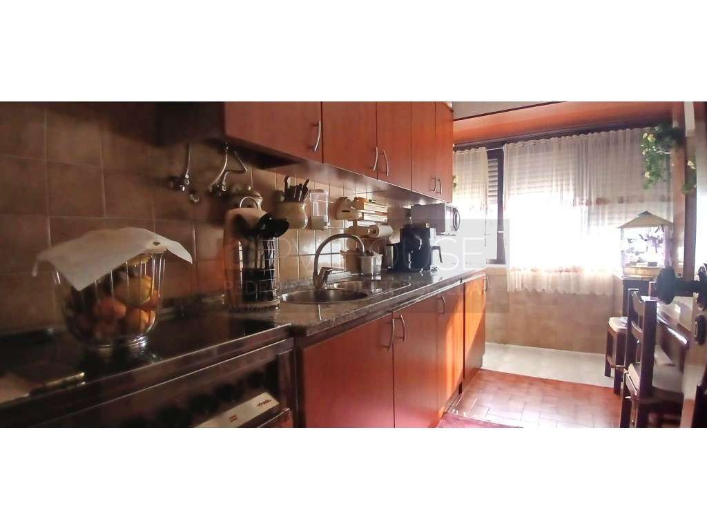 Apartamento T2 | Casal de São Brás - Amadora - Grande imagem: 2/25