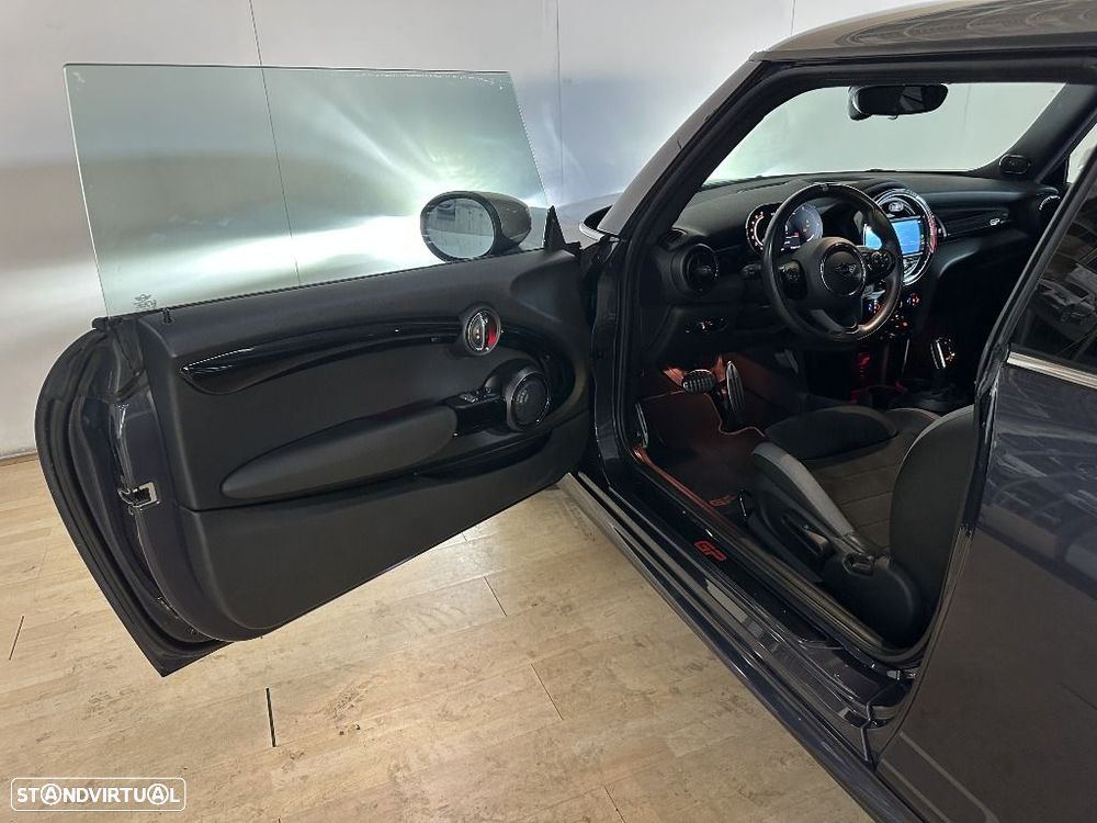 MINI Coupé - 8