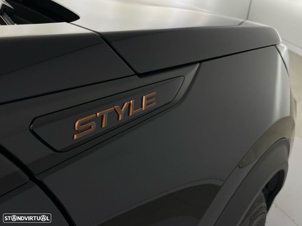 Peugeot 2008 1.2 PureTech Allure - 28