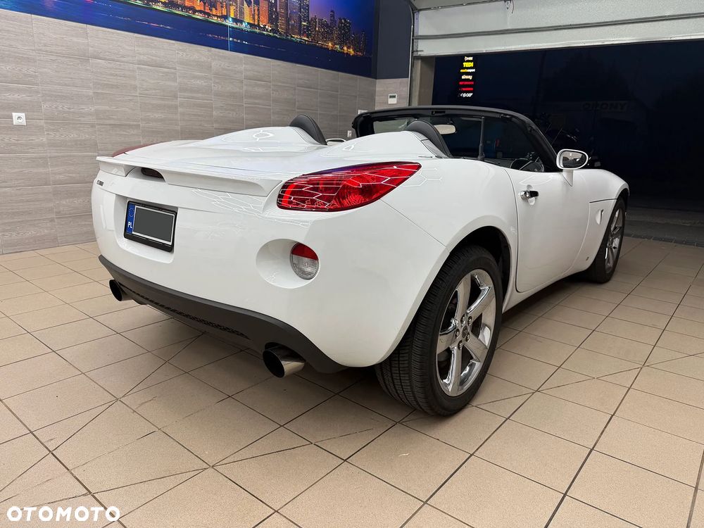 Pontiac Solstice - 7