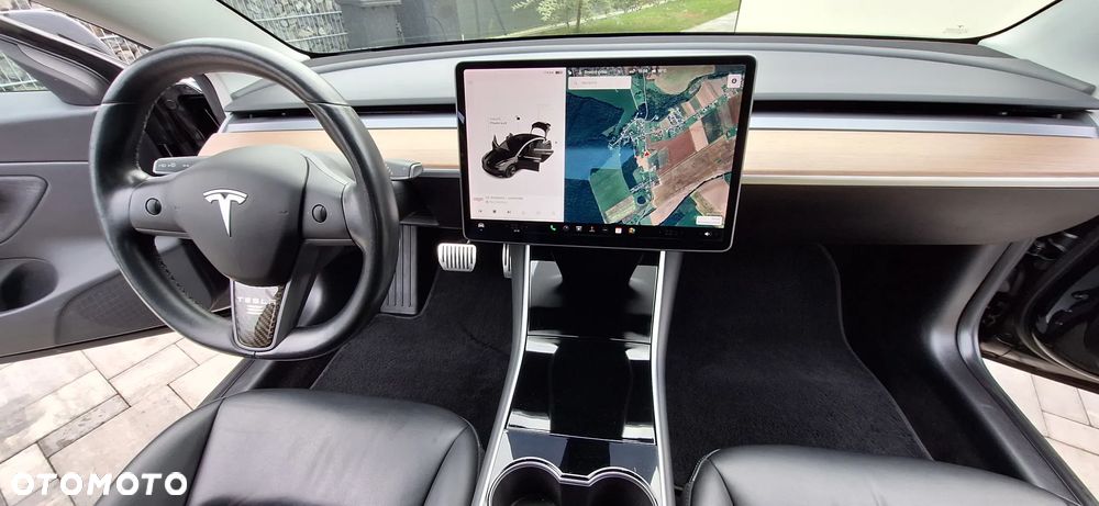 Tesla Model 3 Standard Range Plus - 36