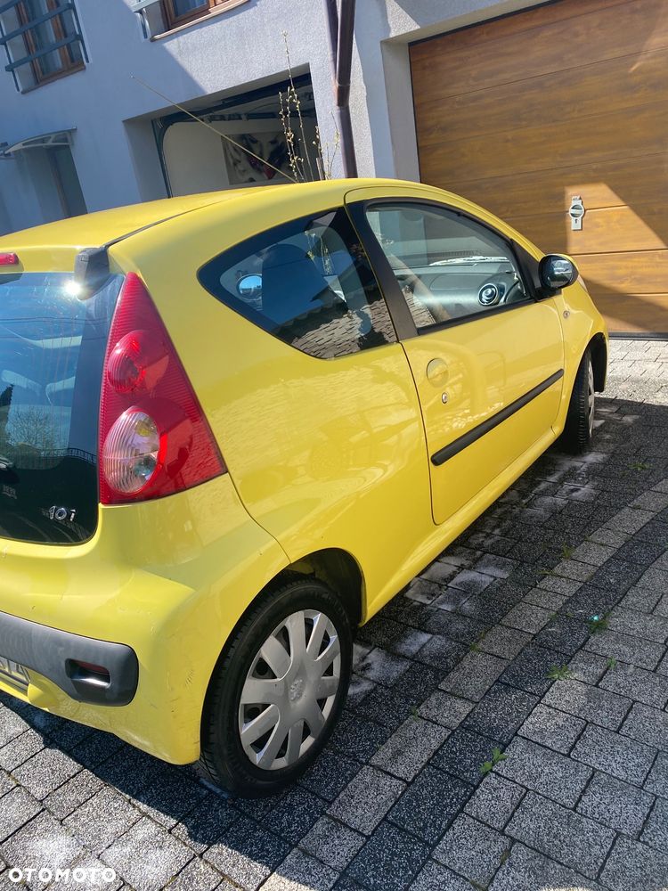 Peugeot 107 1.0 U Move - 3