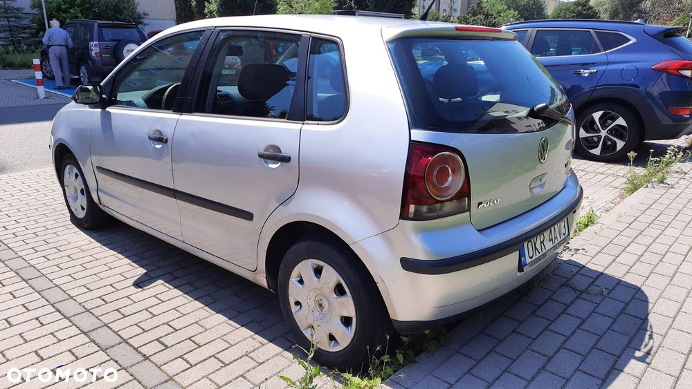 Volkswagen Polo - 2