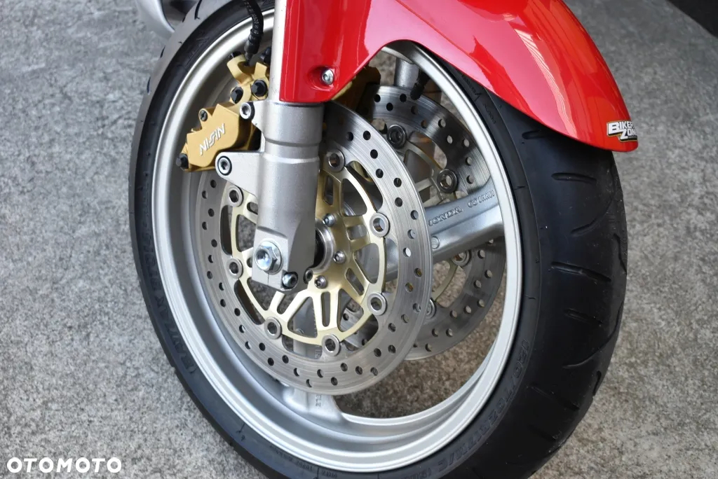 Honda VTR - 23