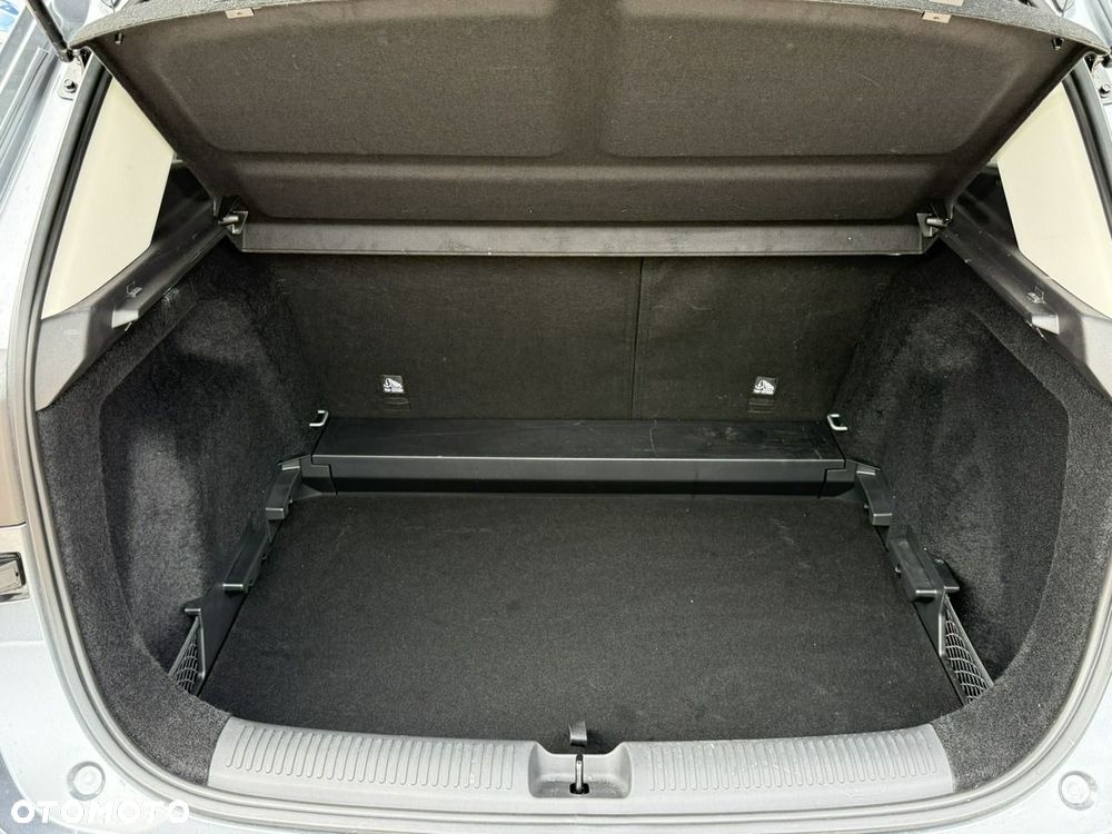 MG ZS 1.5 HEV+ Exclusive - 18