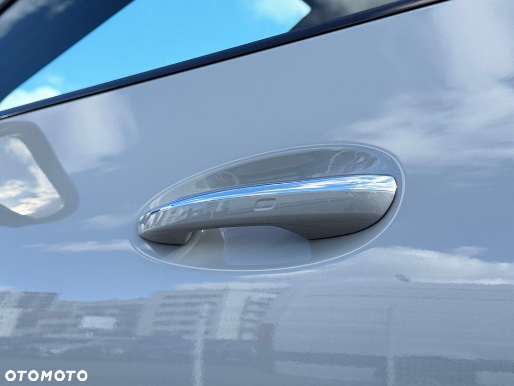 Mercedes-Benz GLC - 13