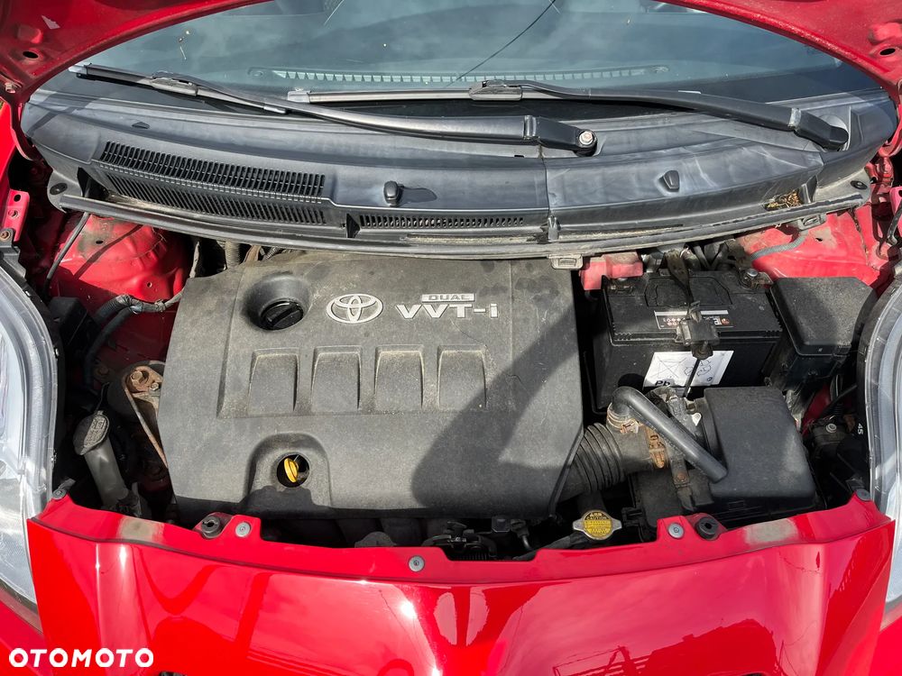 Toyota Yaris 1.8 VVT-i TS - 20