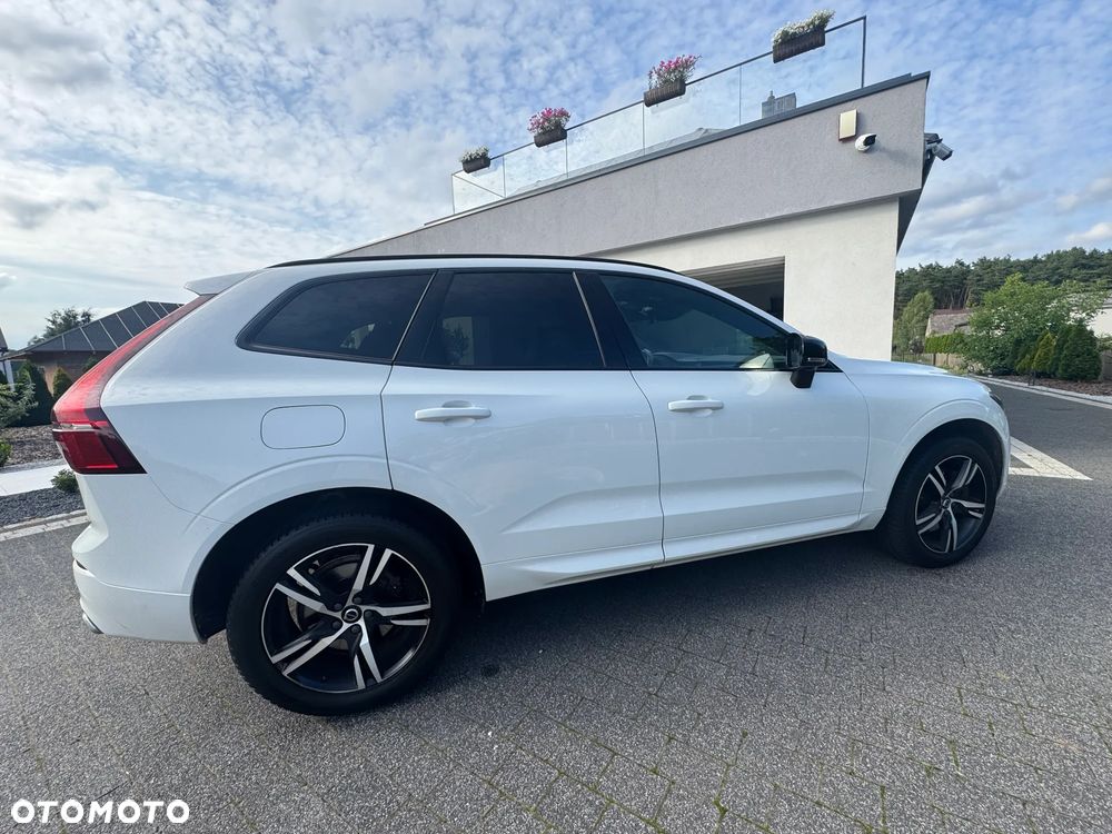 Volvo XC 60 B4 D AWD R-Design - 11